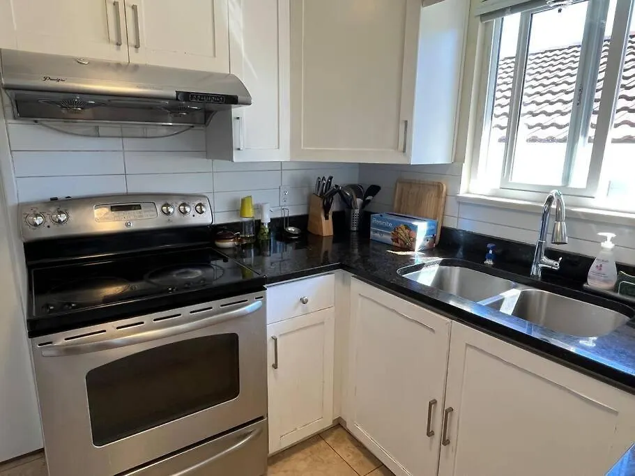 Apartment Two Bedrooms Marpole Vancouver Canada